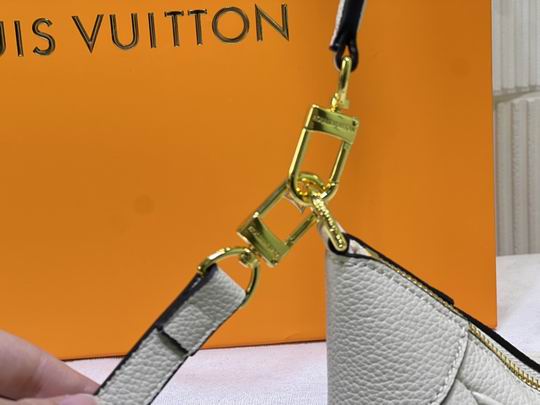 Bagatelle BB M56091 22x14x9cm cs (17)