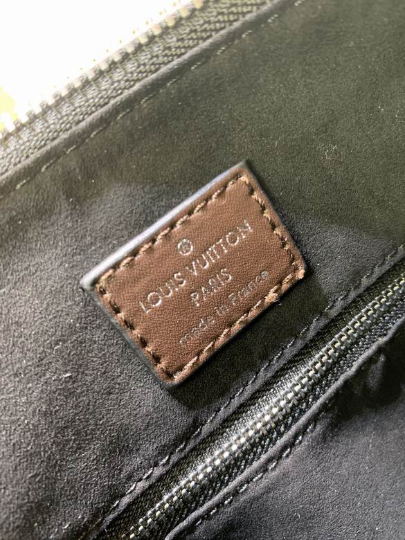 Beaubourg Hobo M56084 32x26x17cm (27)