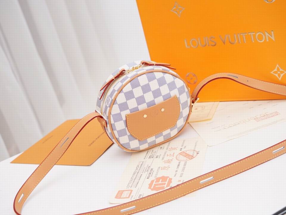 Boite Chapeau M52294 ss (1)