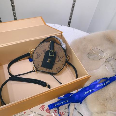 Boite Chapeau M44699 M68276 ss (10)