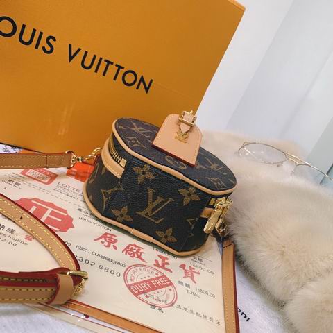 Boite Chapeau M44699 M68276 ss (4)