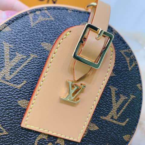 Boite Chapeau M44699 M68276 ss (7)