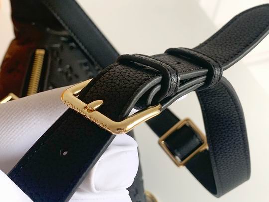 Bumbag M44812 43644 37x14x13cm zy (5)