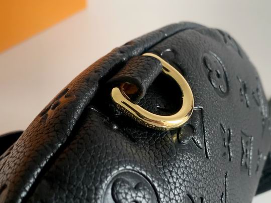 Bumbag M44812 43644 37x14x13cm zy (9)