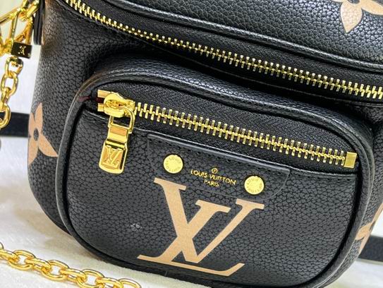 Bumbag M82208 17x12x9.5cm ss (25)