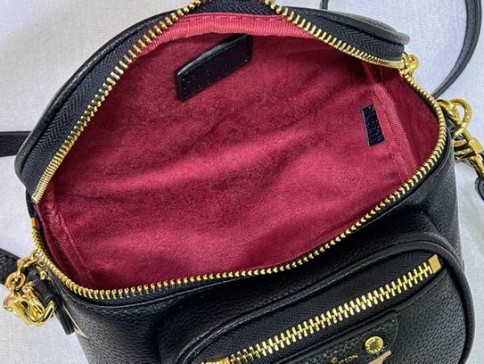 Bumbag M82208 17x12x9.5cm ss (28)