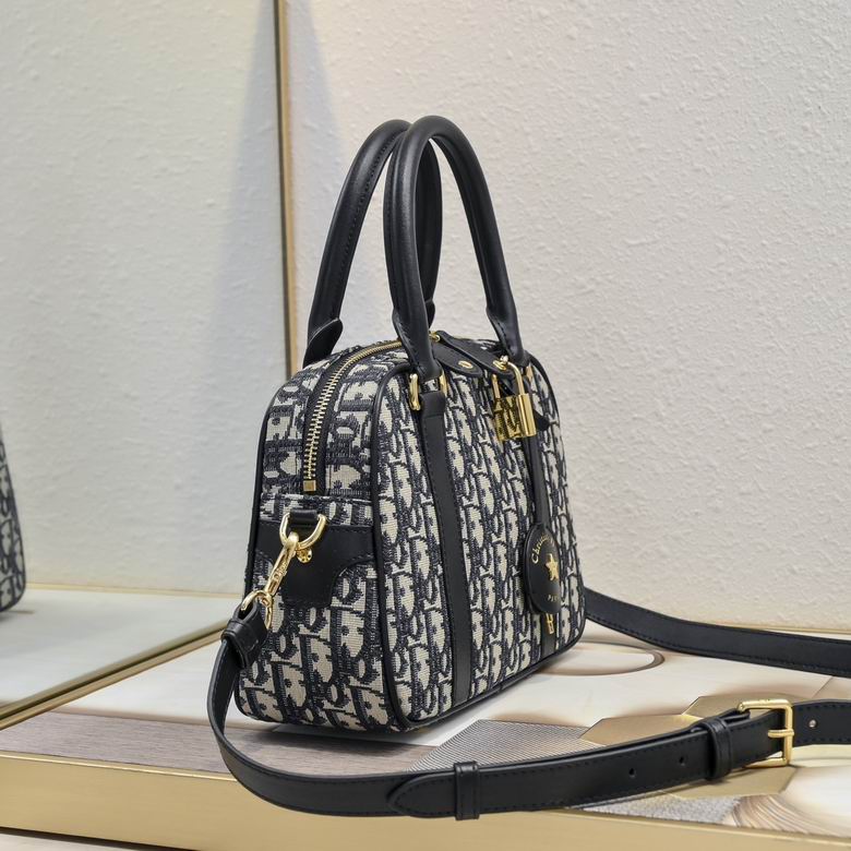 CD-1340 25X16X9.5cm XM 1