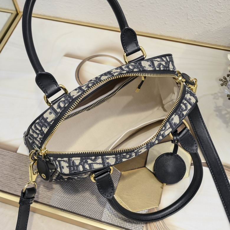 CD-1340 25X16X9.5cm XM 8