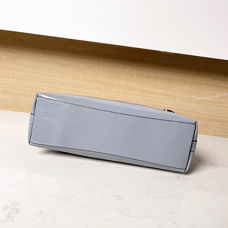 CR652 30X22X11cm AZ 3色 15