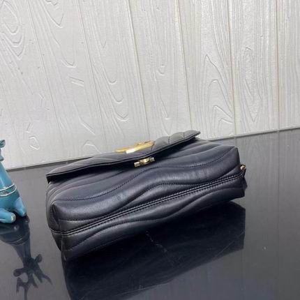 CYm58552 24x14x9 (12)