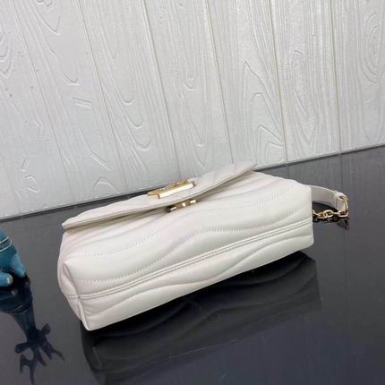 CYm58552 24x14x9 (24)