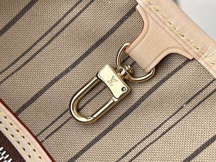 Calvi M50156 41x33x15 AF (20)