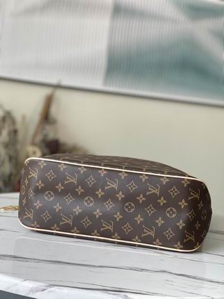 Calvi M50156 41x33x15 AF (23)