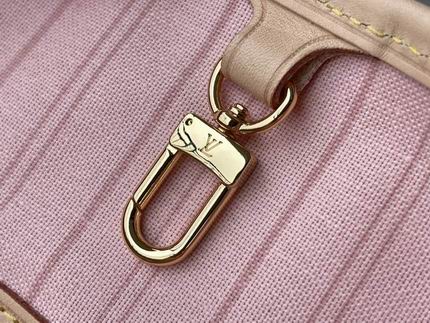 Calvi M50156 41x33x15 AF (33)