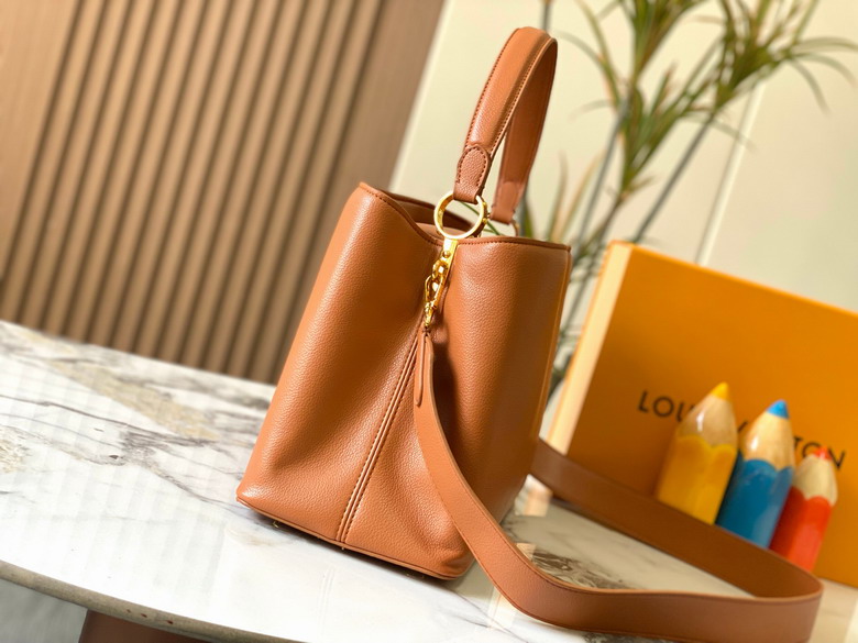 Cap M24607 38x23x16cm ss1_2