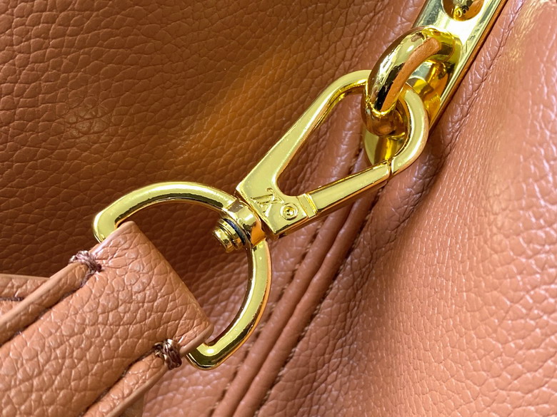 Cap M24607 38x23x16cm ss1_6