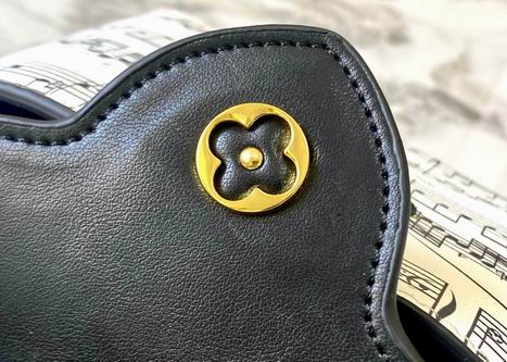 Capucines M20193 21x14x8cm ss (8)