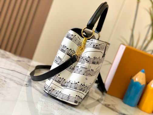 Capucines M20195 31.5x20x11cm ss (2)