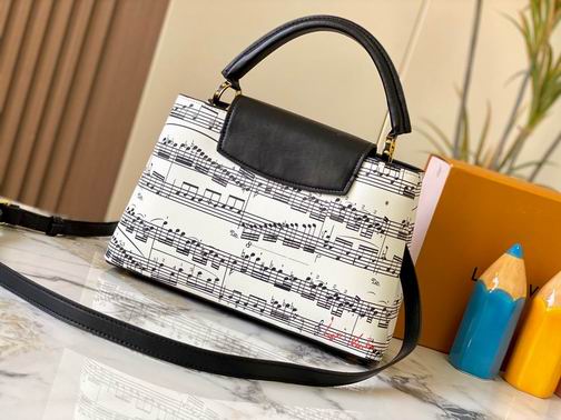 Capucines M20195 31.5x20x11cm ss (3)