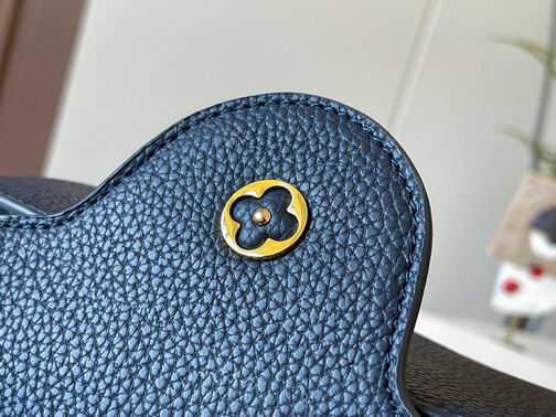 Capucines M20514 27x18x9cm cs (7)