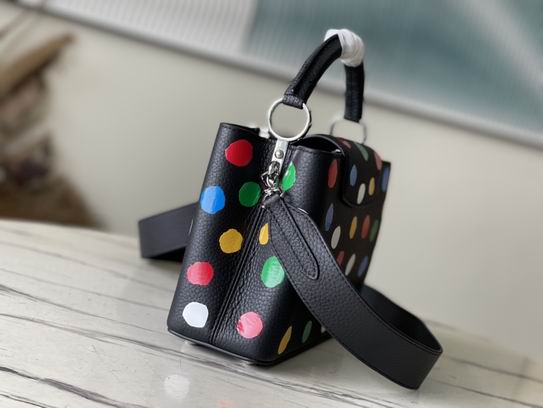 Capucines M21663 27x18x9cm gf (3)