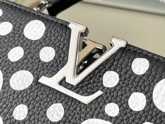 Capucines M21691 27x18x9cm gf (5)