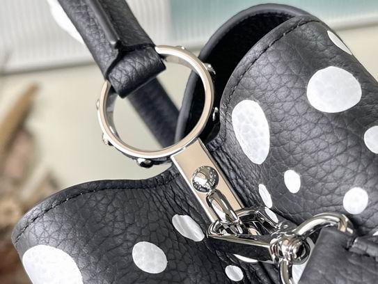 Capucines M21691 27x18x9cm gf (6)