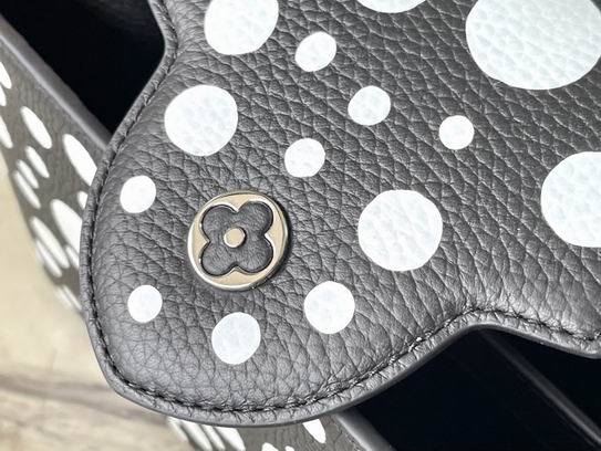 Capucines M21691 27x18x9cm gf (7)