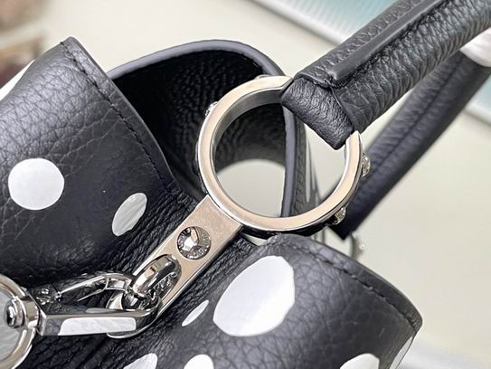 Capucines M21691 31.5x20x11cm gf (5)