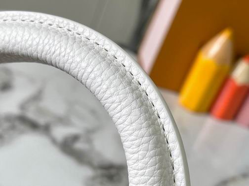 Capucines M21704 27x18x9cm ss (16)