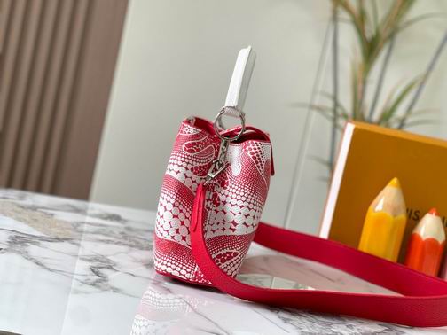 Capucines M21704 27x18x9cm ss (4)