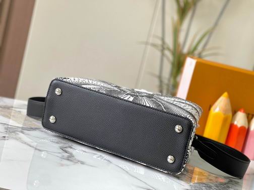 Capucines M21705 31.5x20x11cm ss (13)