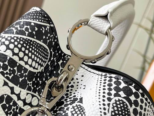 Capucines M21705 31.5x20x11cm ss (15)