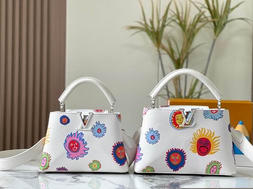 Capucines M21725 27x18x9cm ss (1)