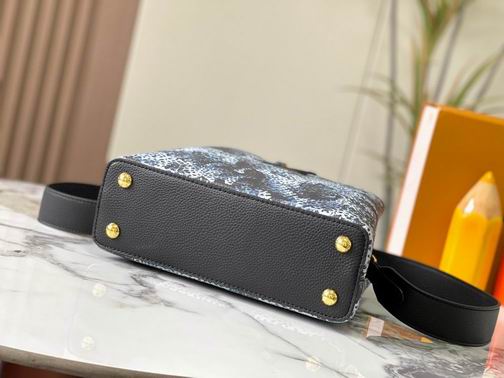 Capucines M21727 27x18x9cm ss (15)