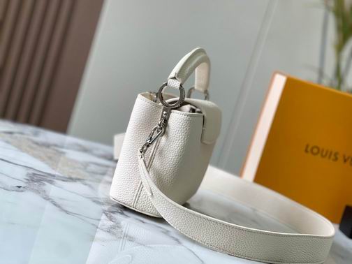 Capucines M21754 21x14x8cm ss (2)