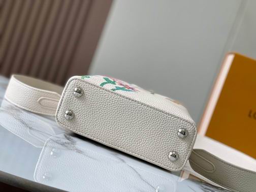 Capucines M21754 21x14x8cm ss (4)