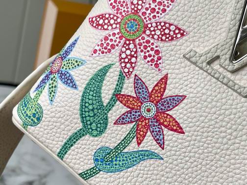 Capucines M21754 21x14x8cm ss (5)