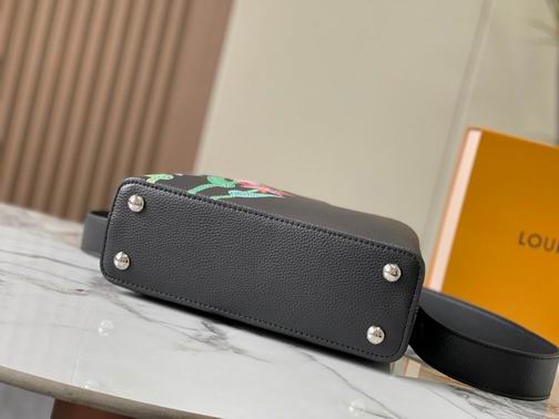 Capucines M21755 27x18x9cm ss (22)