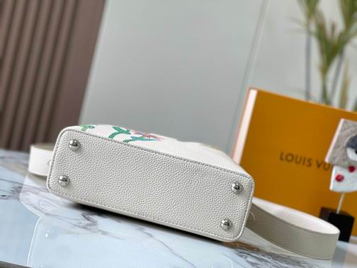 Capucines M21755 27x18x9cm ss (4)