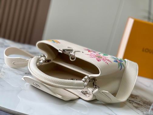 Capucines M21755 27x18x9cm ss (8)