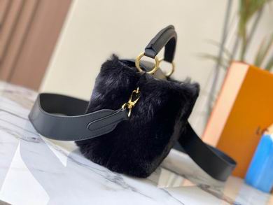 Capucines M22387水貂毛21x14x8cm ss (2)