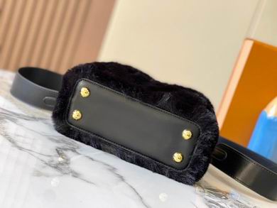 Capucines M22387水貂毛21x14x8cm ss (4)