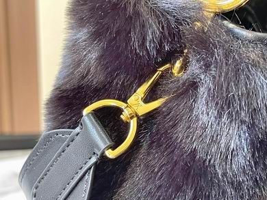 Capucines M22387水貂毛21x14x8cm ss (5)