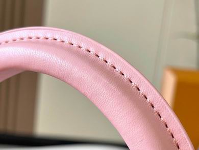 Capucines M22388 27x18x9cm ss (32)