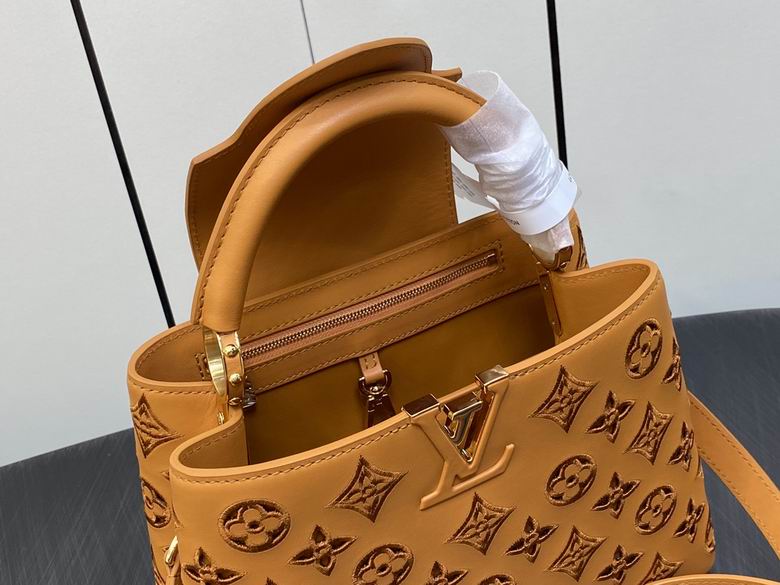 Capucines M22863 27x18x9cm gf1 (8)