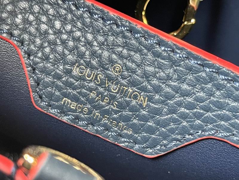 Capucines M42259海军蓝金扣 27x18x9cm gf (7)