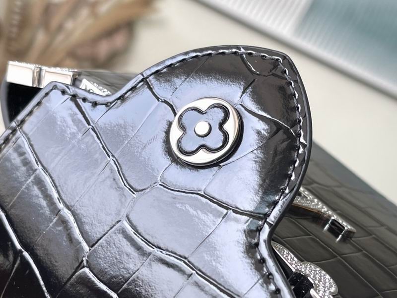 Capucines M51783鳄鱼纹21x14x8cm gf (16)