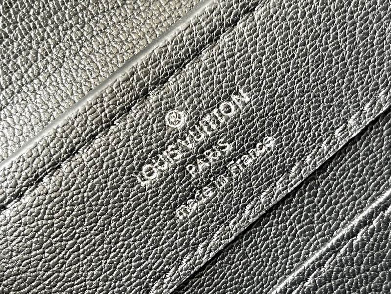 Capucines M51783鳄鱼纹21x14x8cm gf (18)