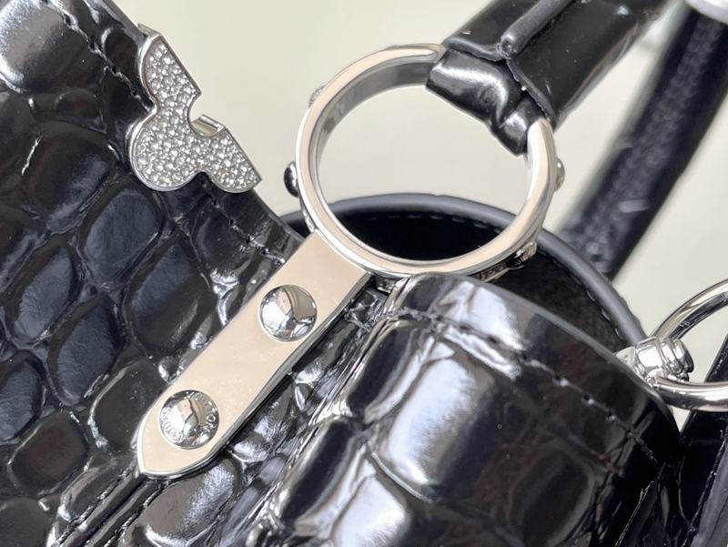 Capucines M51783鳄鱼纹31.5x20x11cm gf (17)